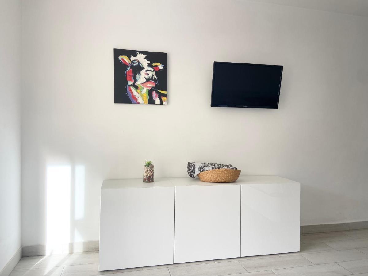 Top Floor, Panoramic Studio, Heated Pool Los Cristianos  Buitenkant foto