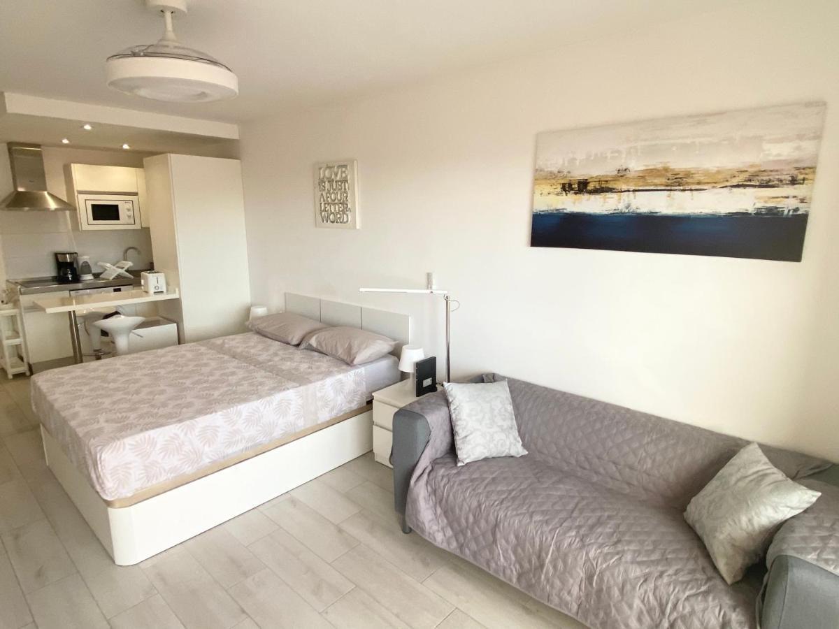 Top Floor, Panoramic Studio, Heated Pool Los Cristianos  Buitenkant foto